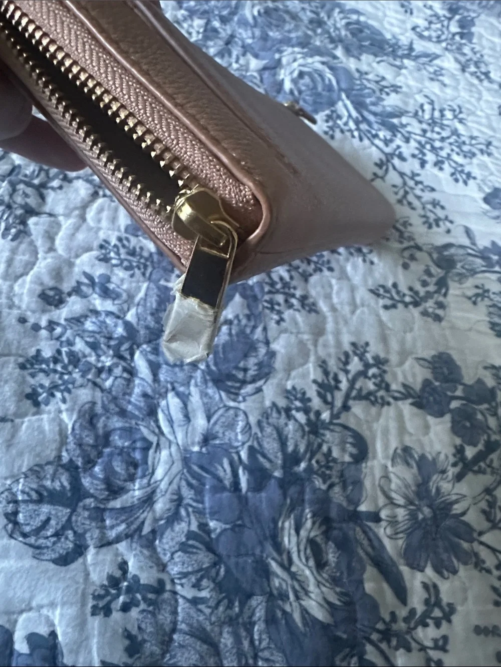 Fossil Leather Zip-Around Wallet